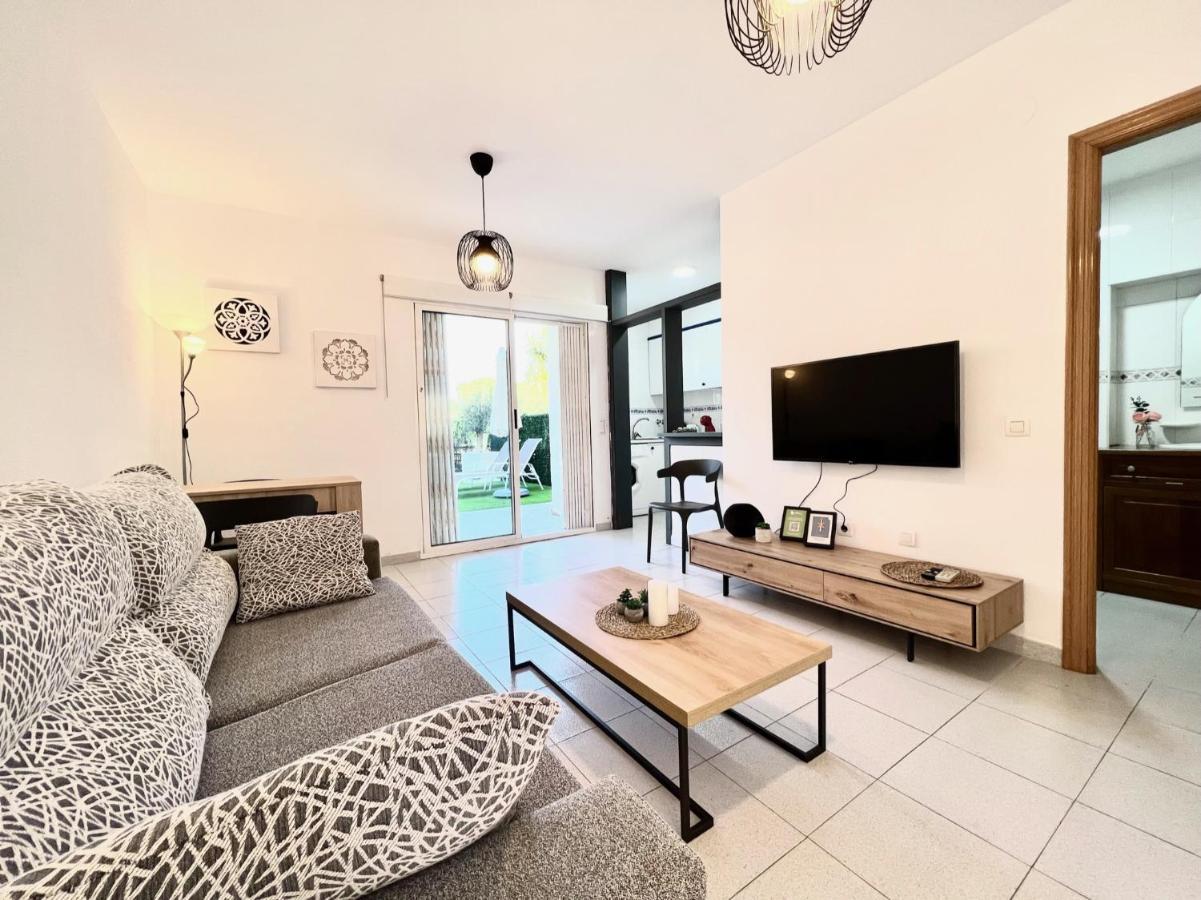 Balcones Apartment